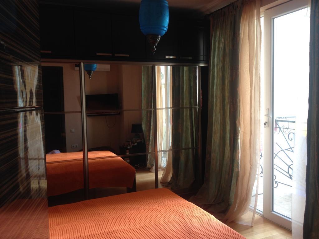 Apartment Sea Avenue Батуми Екстериор снимка